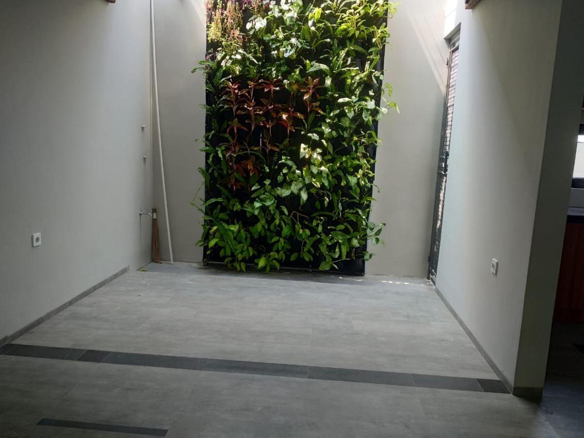 Reddoorz Plus Near Radio Dalam 3 Τζακάρτα Εξωτερικό φωτογραφία