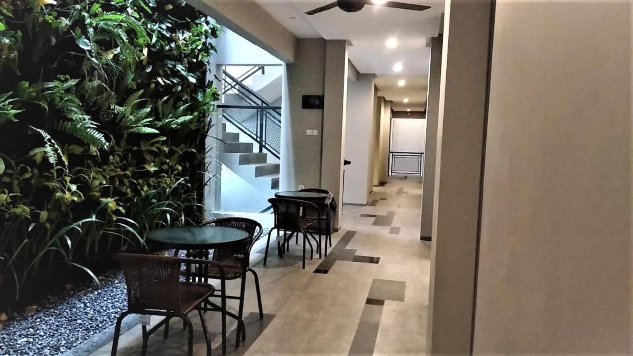 Reddoorz Plus Near Radio Dalam 3 Τζακάρτα Εξωτερικό φωτογραφία
